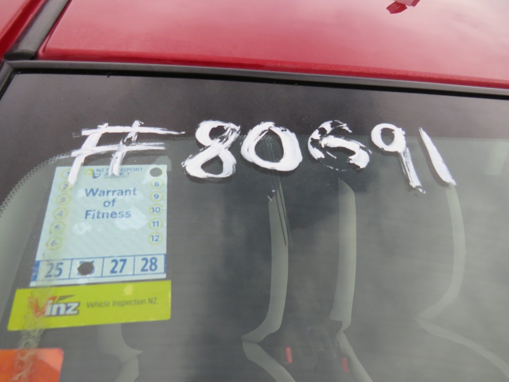 S8069121.jpg