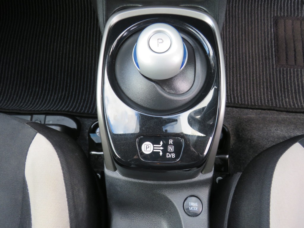S8069220.jpg