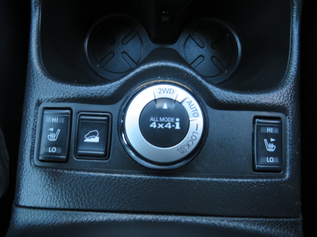 S8069518.jpg