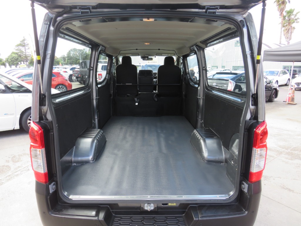 S8072513.jpg