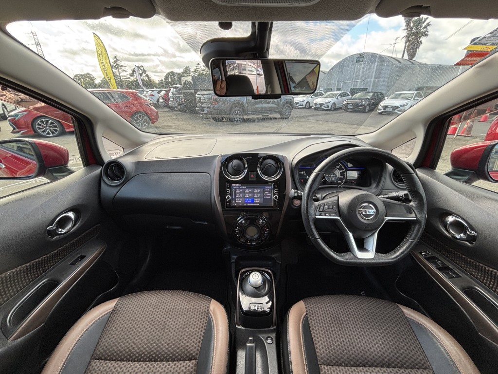 S8073715.jpg