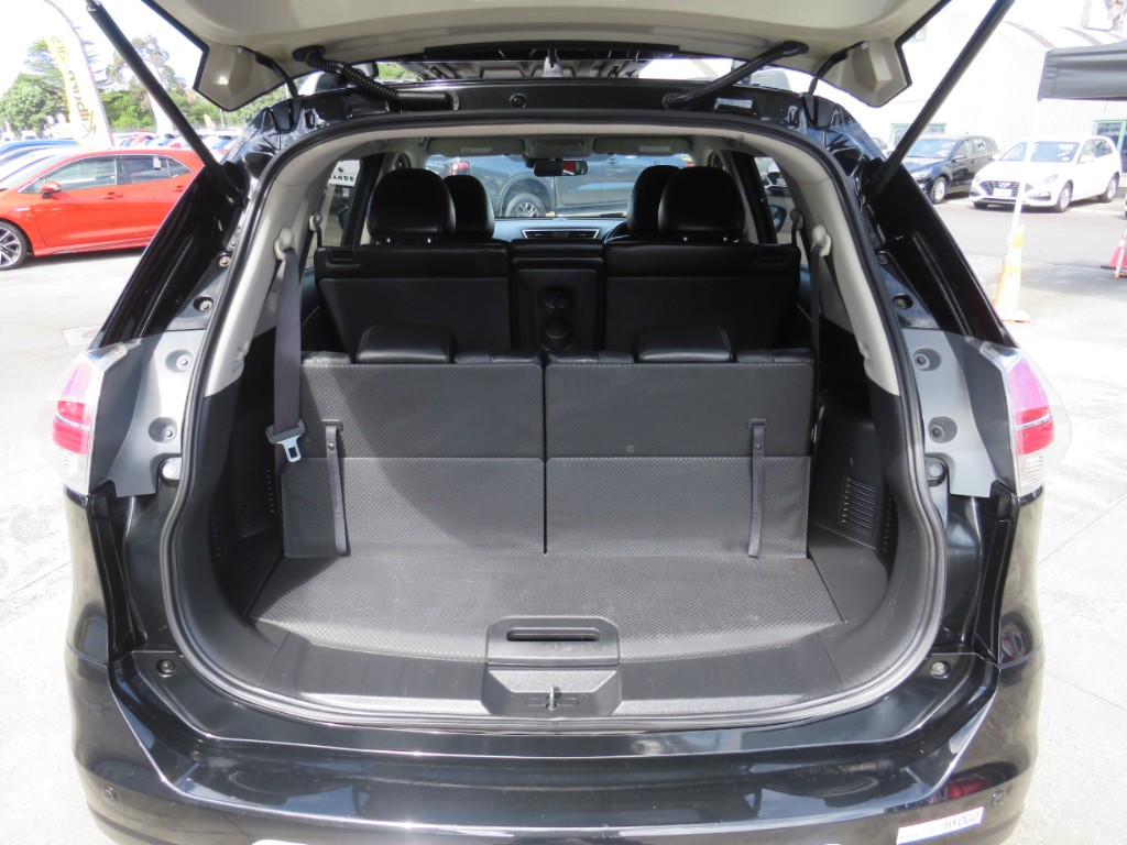 S8074011.jpg