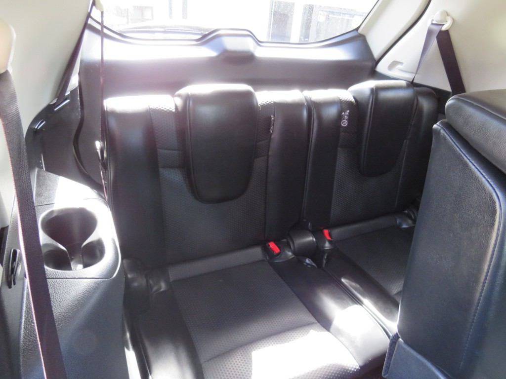 S8074013.jpg