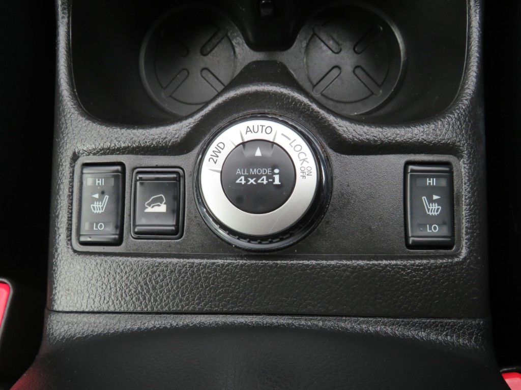 S8075519.jpg