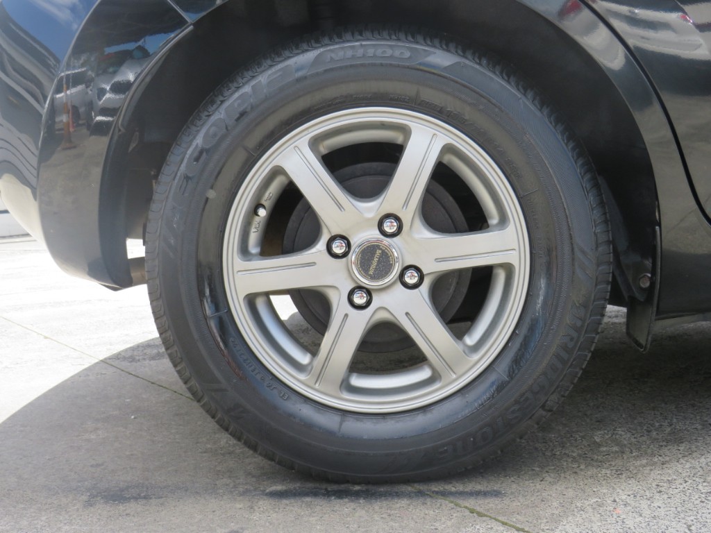 S807619.jpg