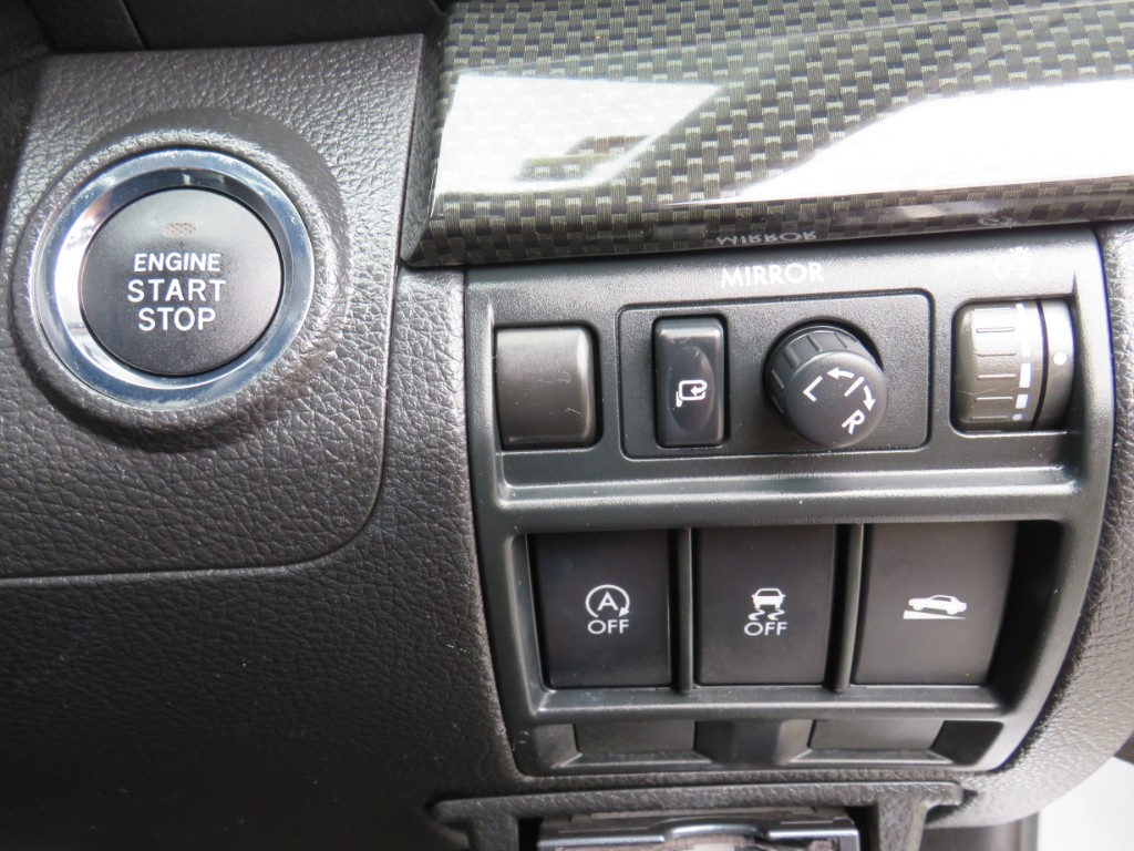 S8081115.jpg