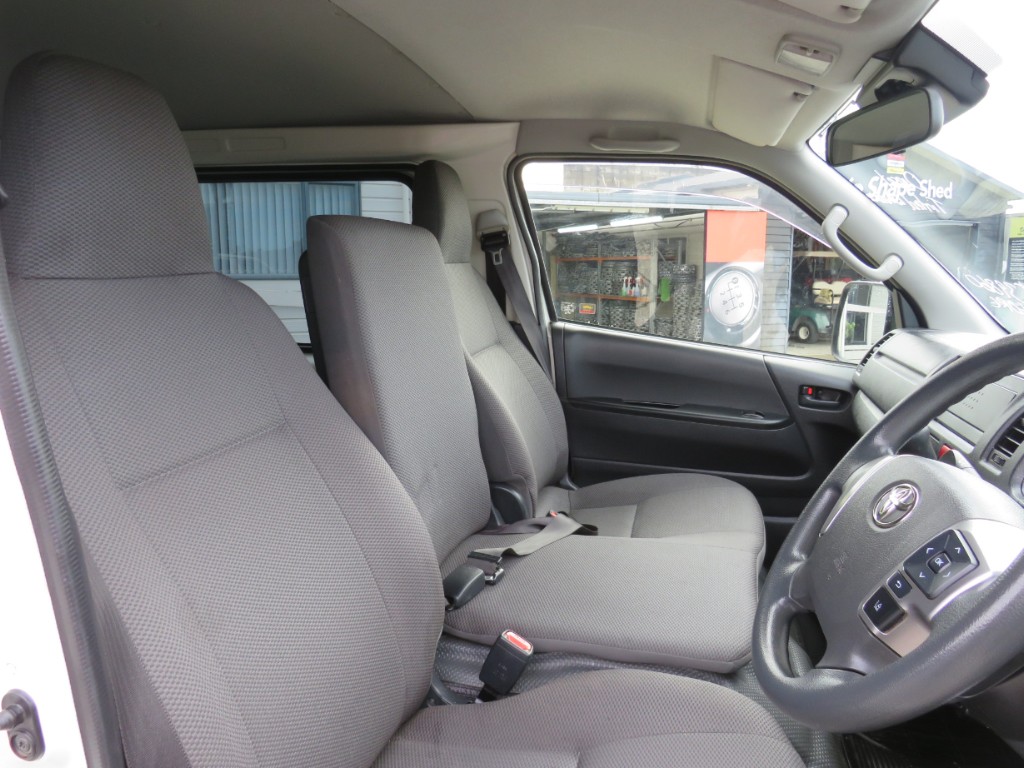 S8086714.jpg