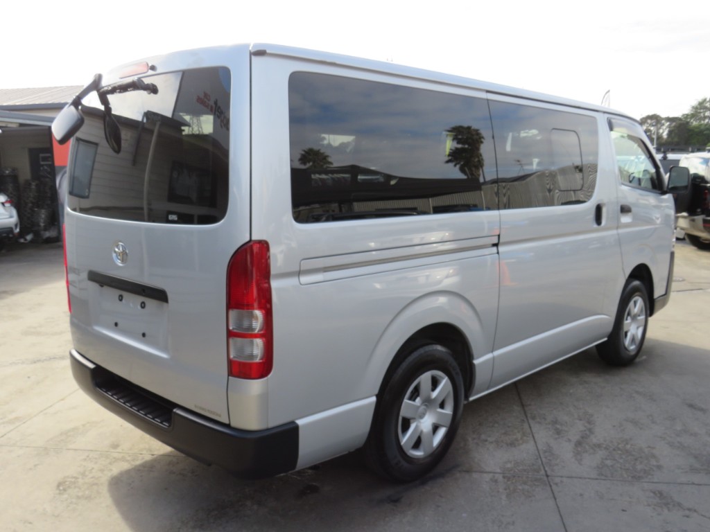S808918.jpg