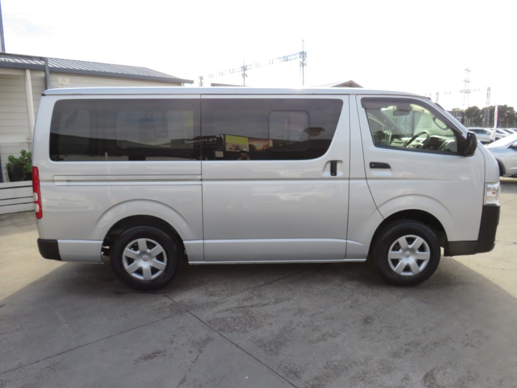 S808919.jpg