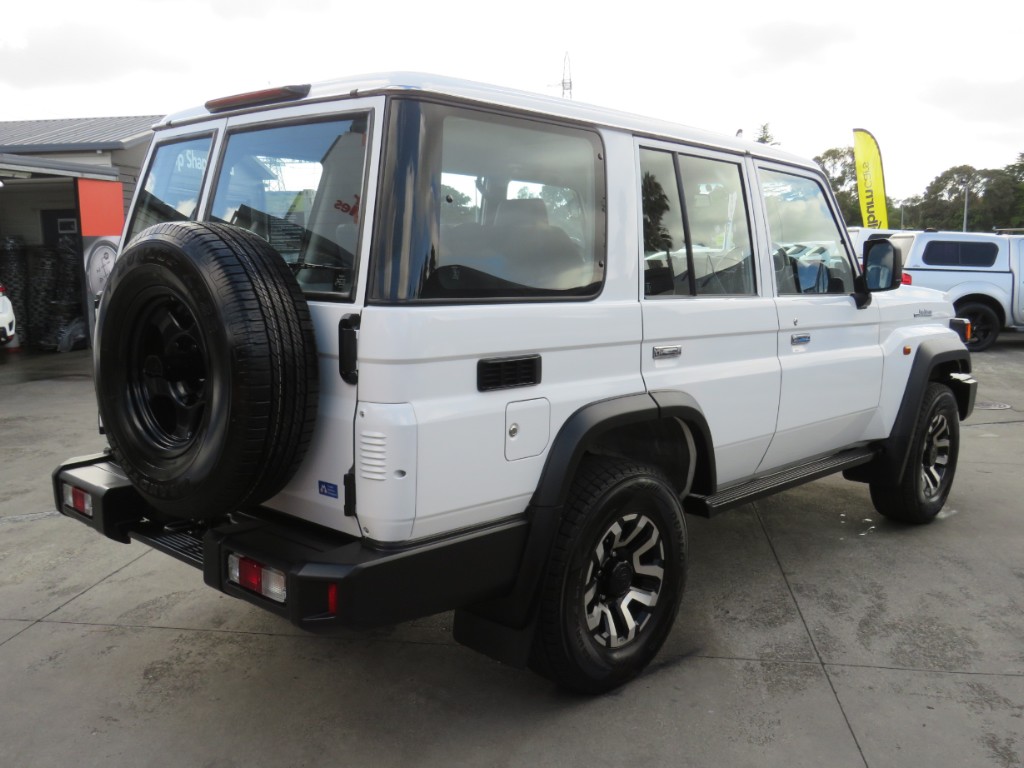 S808928.jpg