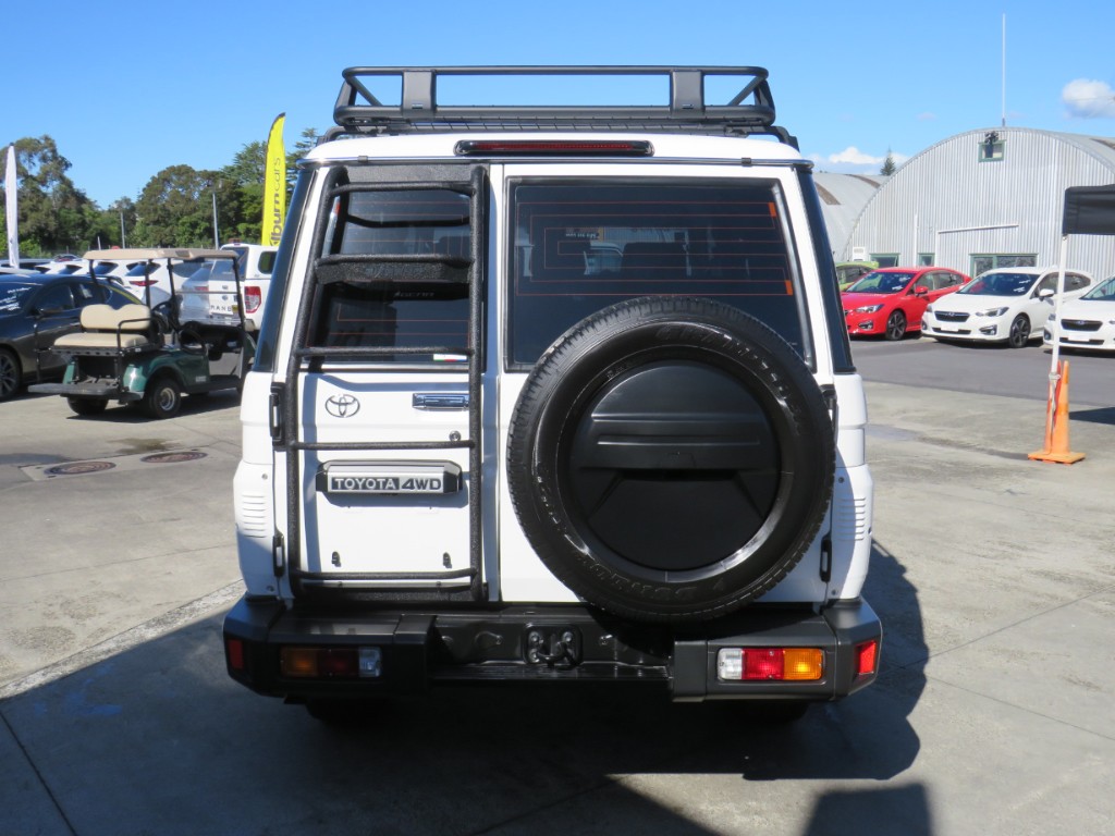 S809087.jpg