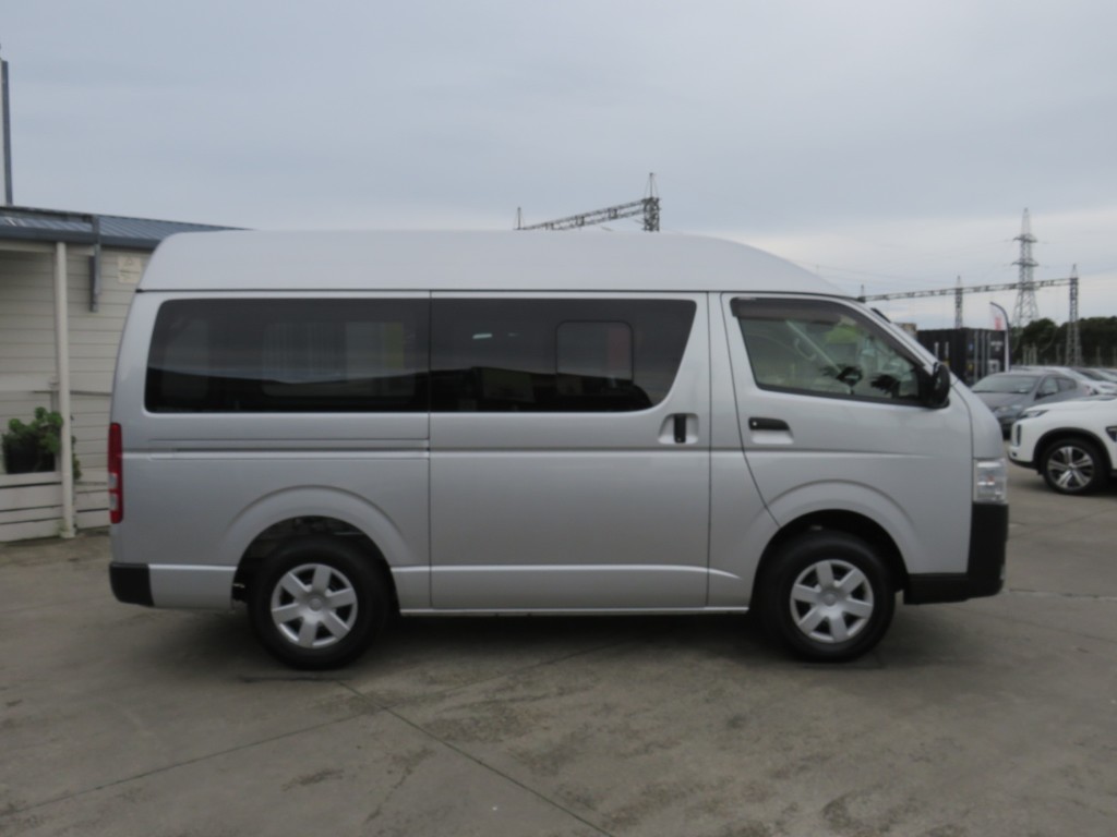 S8092010.jpg