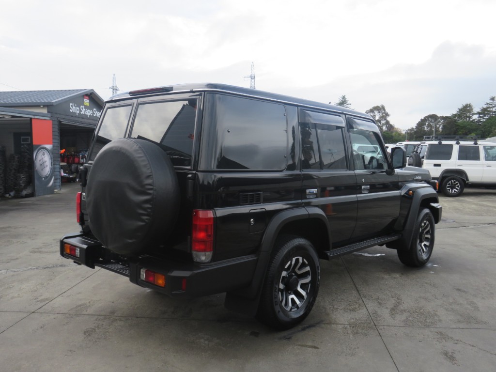 S809298.jpg