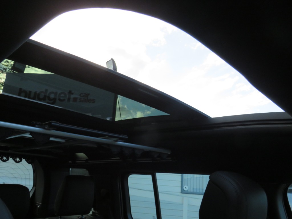 S8093017.jpg