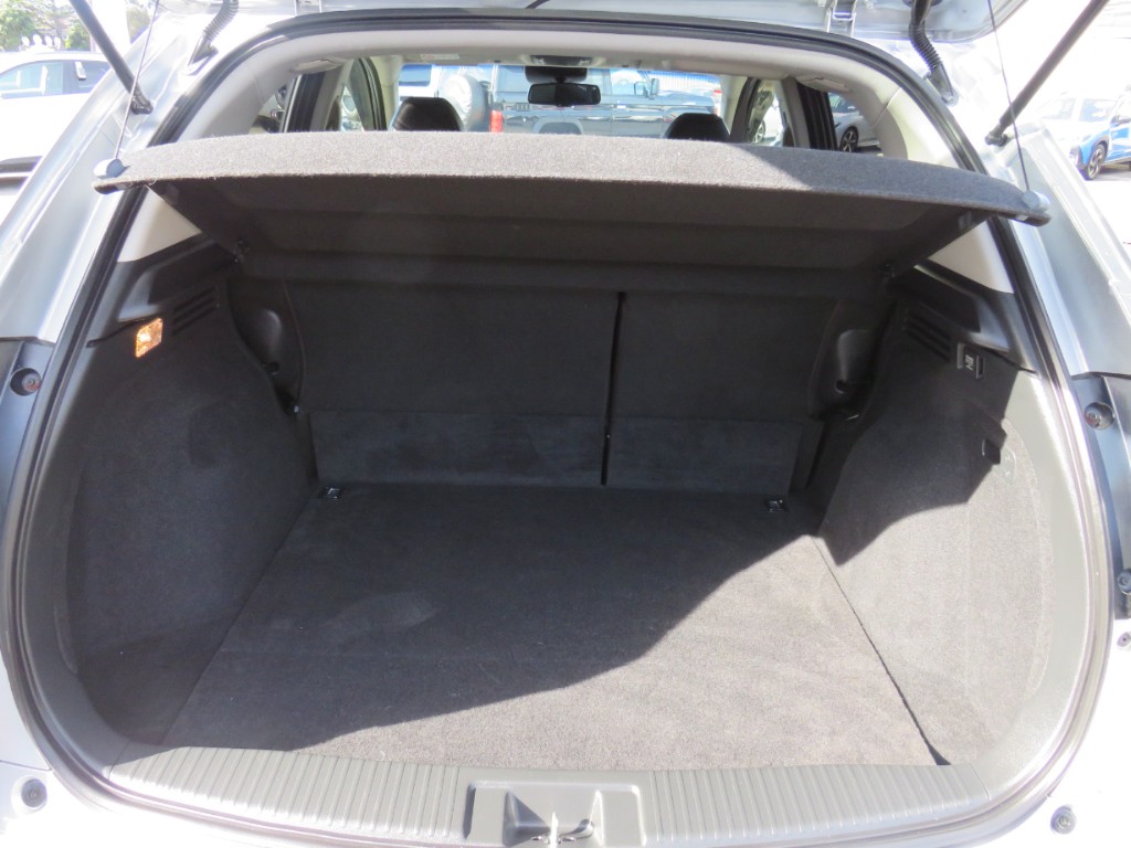 S8097311.jpg