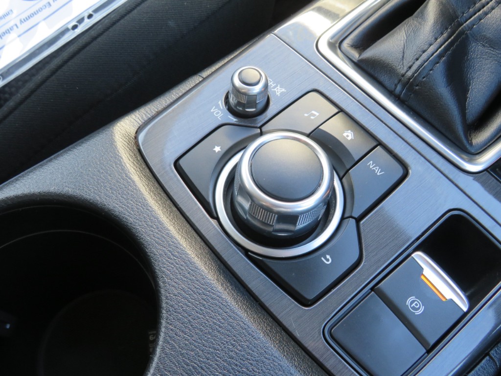 S8097618.jpg