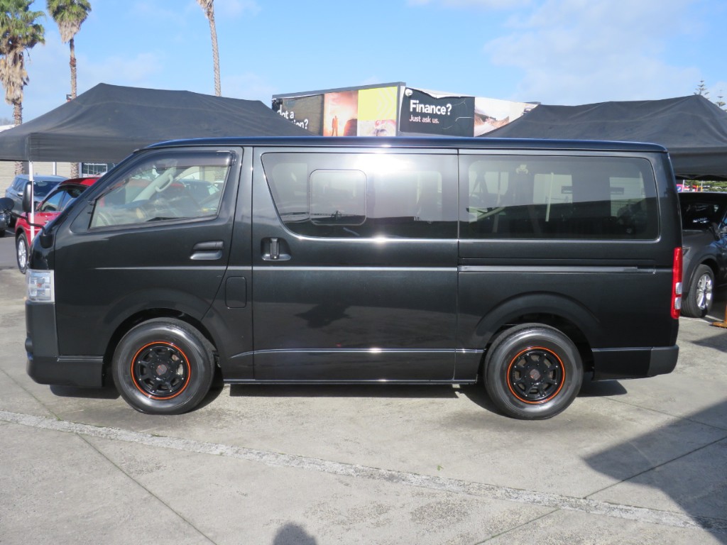 S809874.jpg