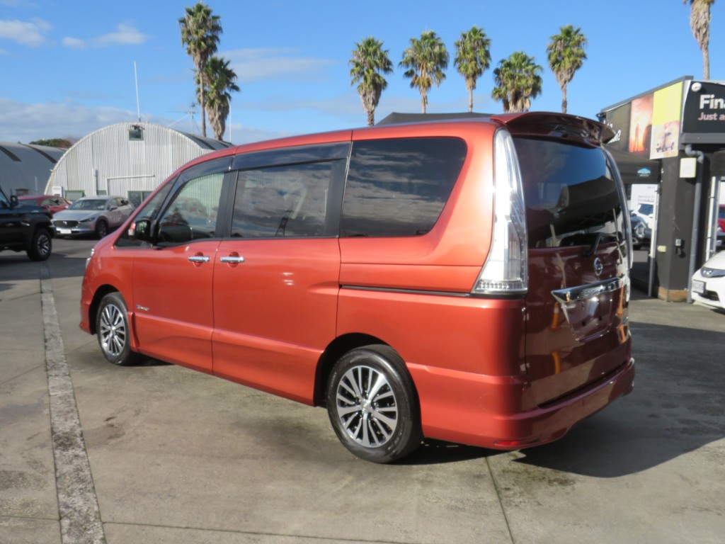 S810045.jpg