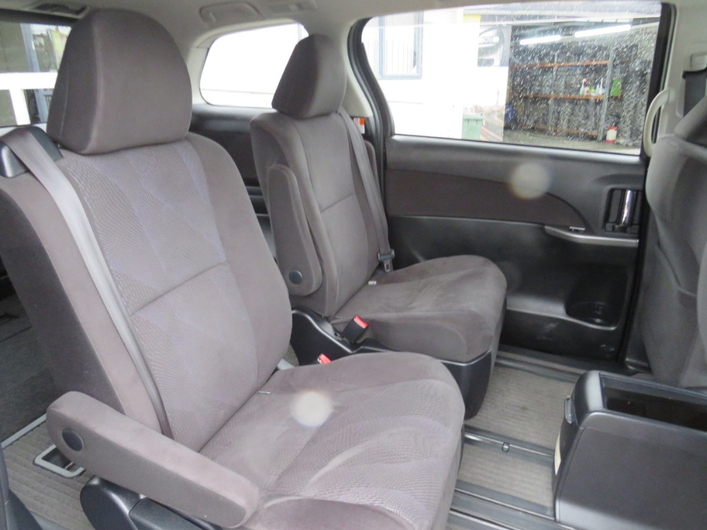 S8101711.jpg