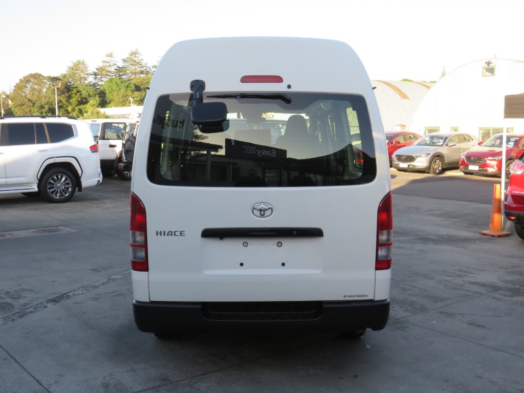 S810206.jpg