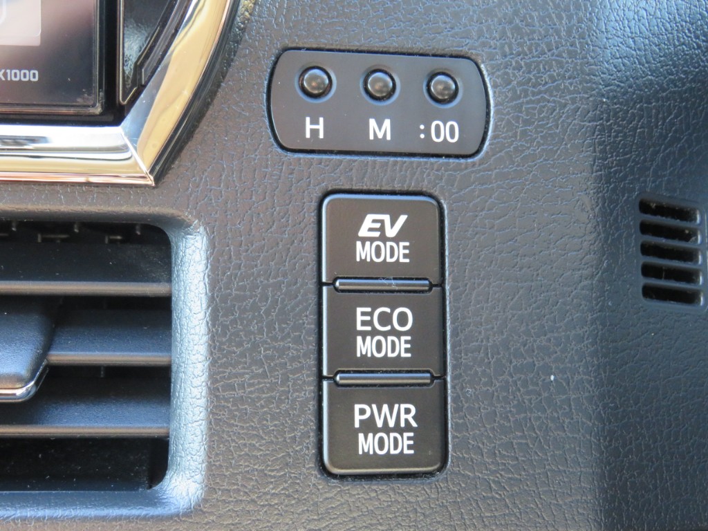 S8102218.jpg