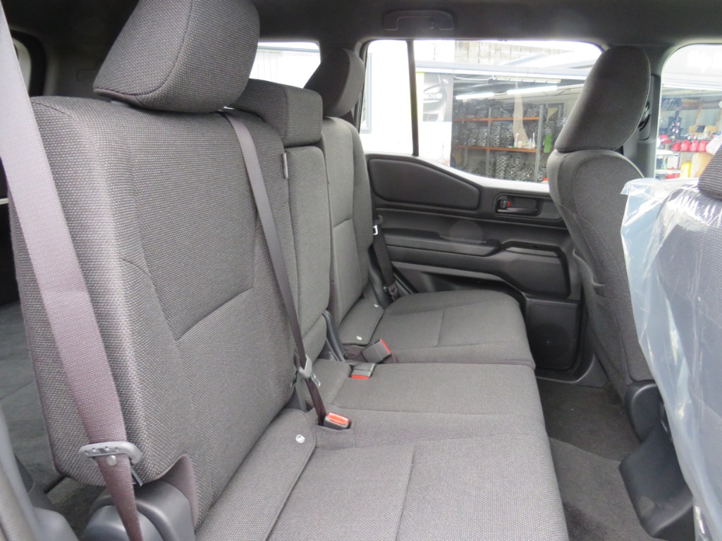 S8104911.jpg