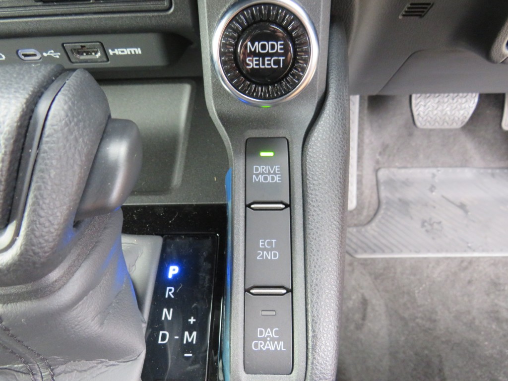 S8104917.jpg