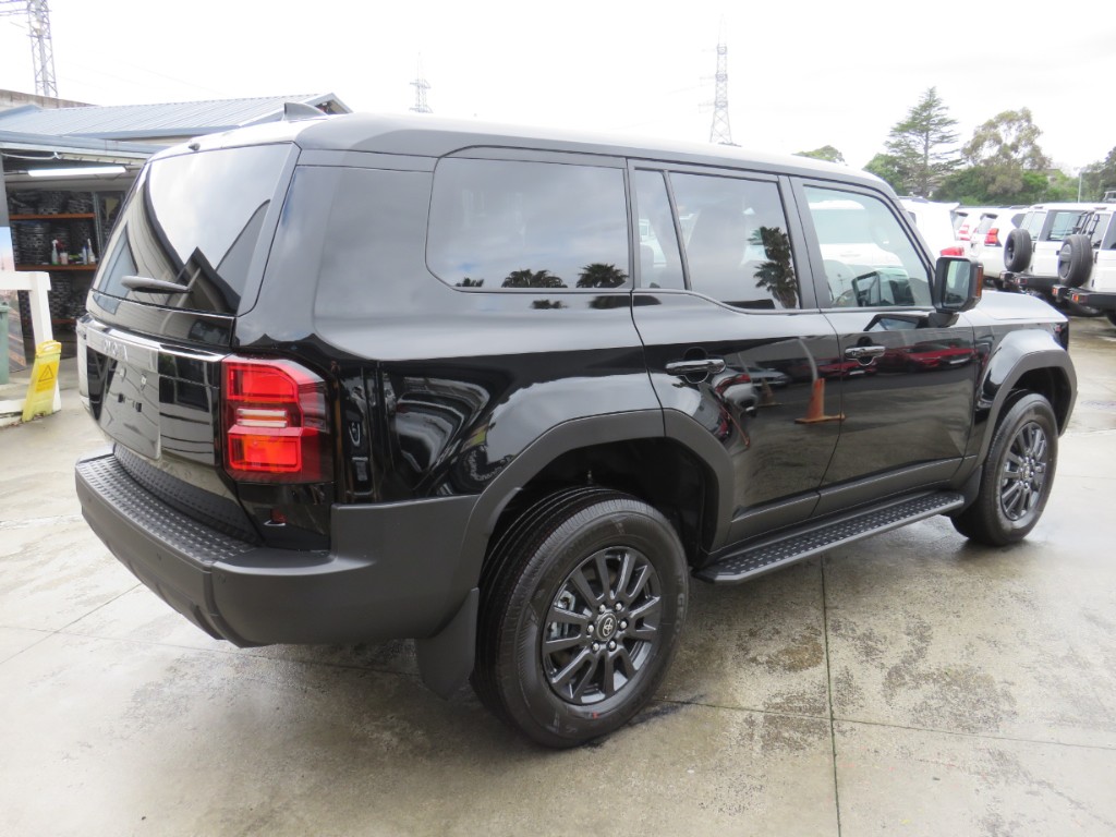 S810497.jpg