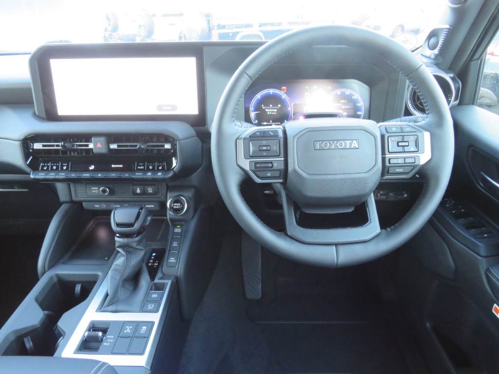 S8105013.jpg