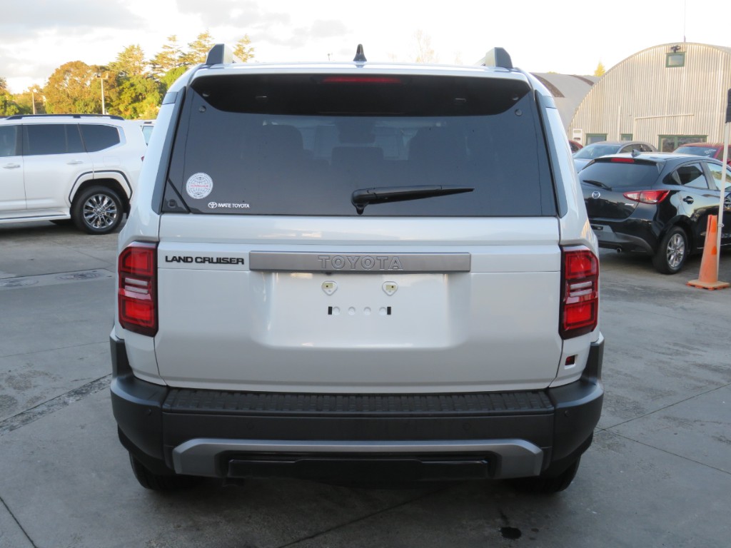 S810505.jpg