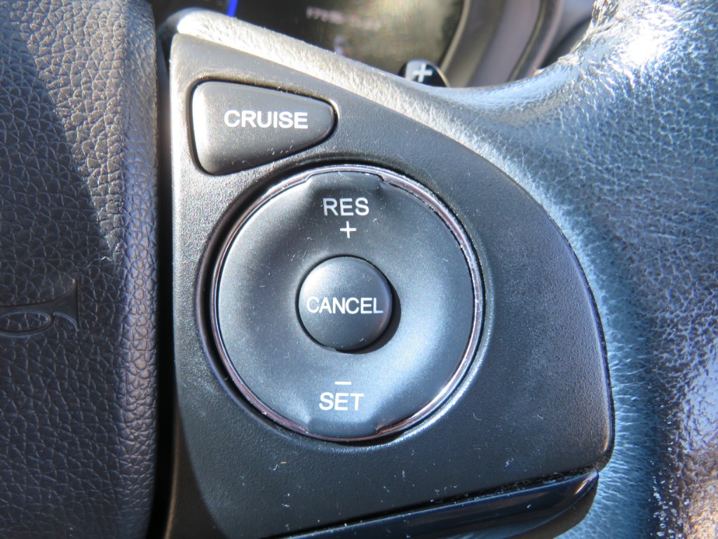 S8105214.jpg