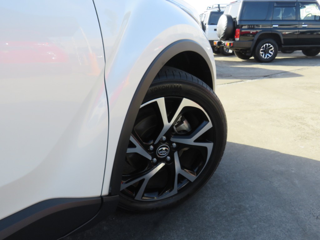 S810589.jpg