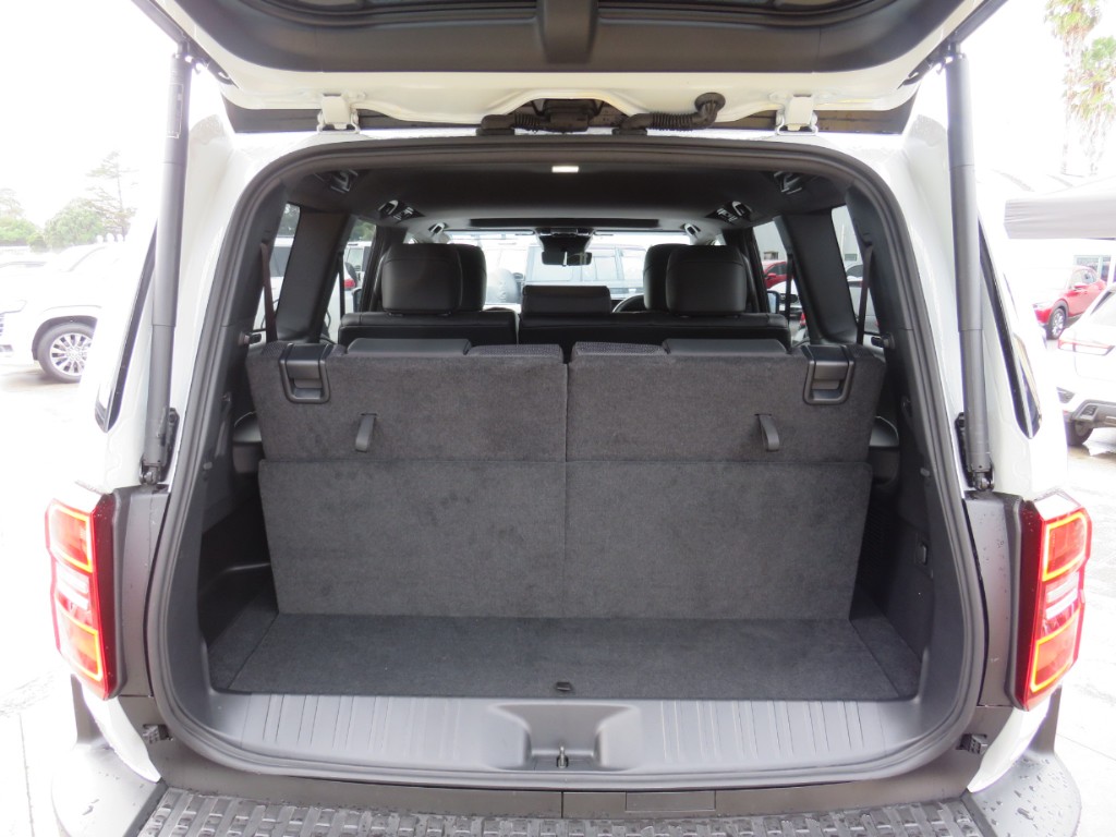 S8106211.jpg