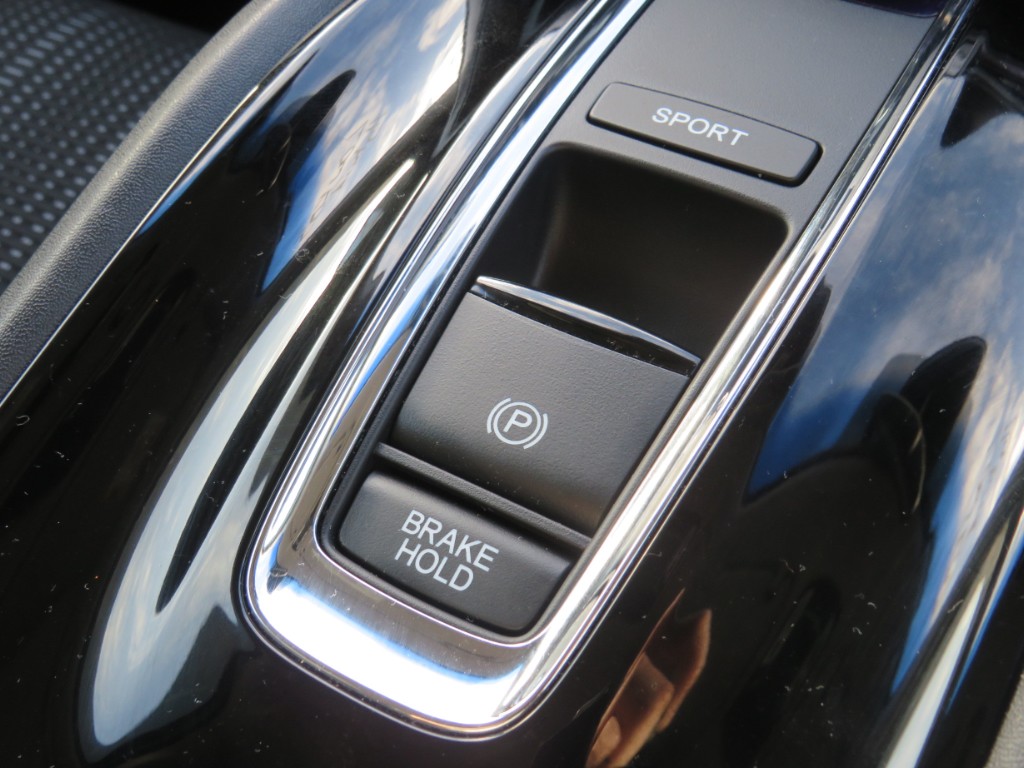 S8106317.jpg