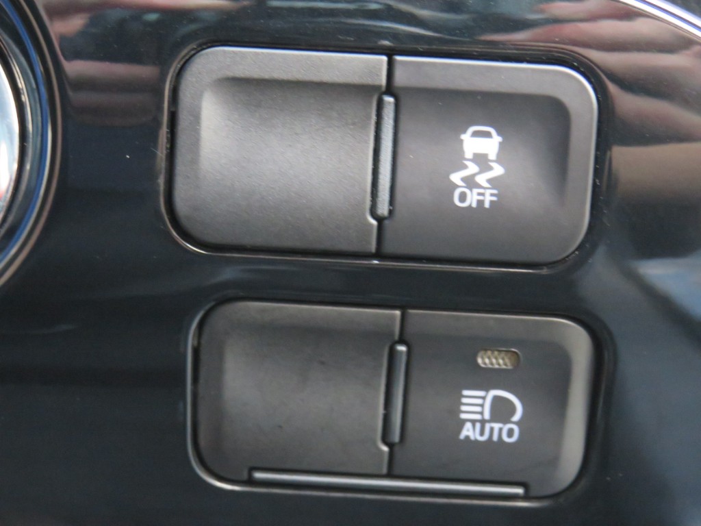 S8107817.jpg