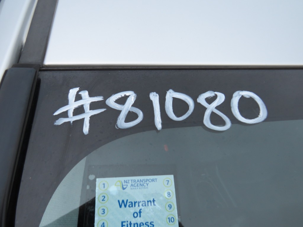 S8108020.jpg