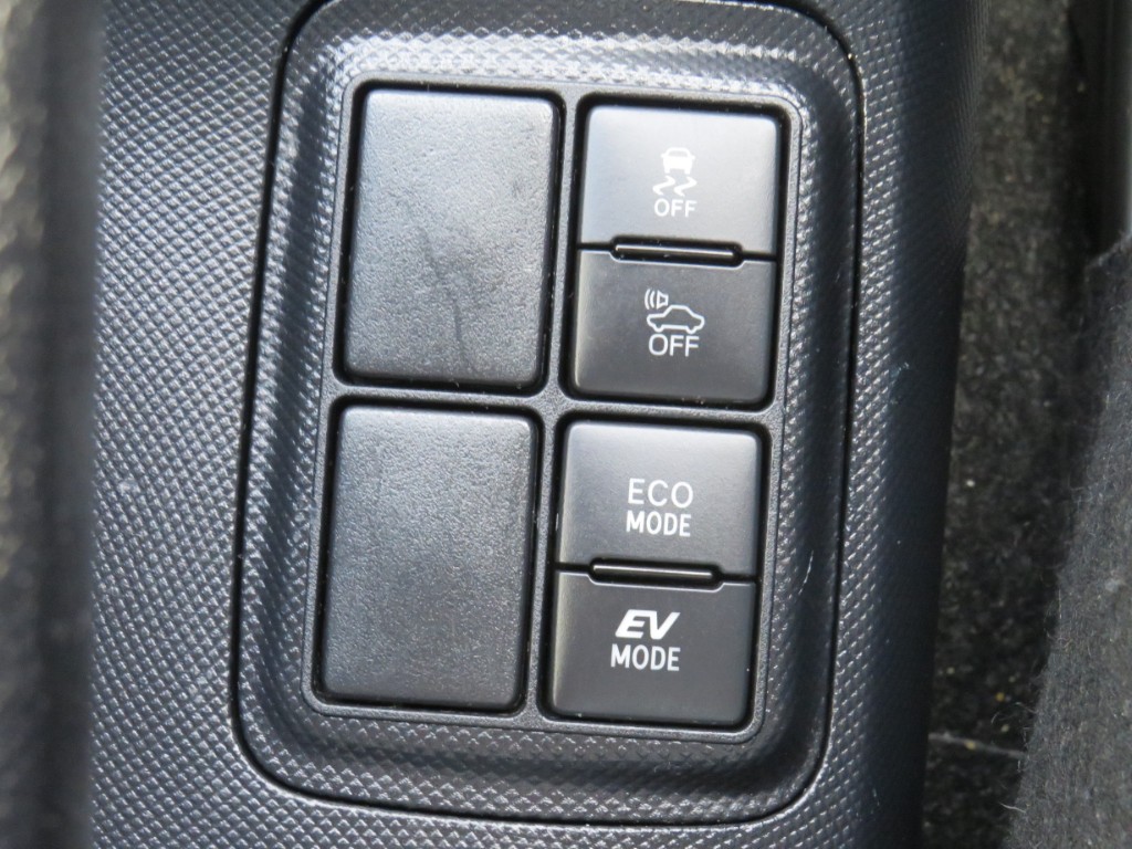 S8109019.jpg