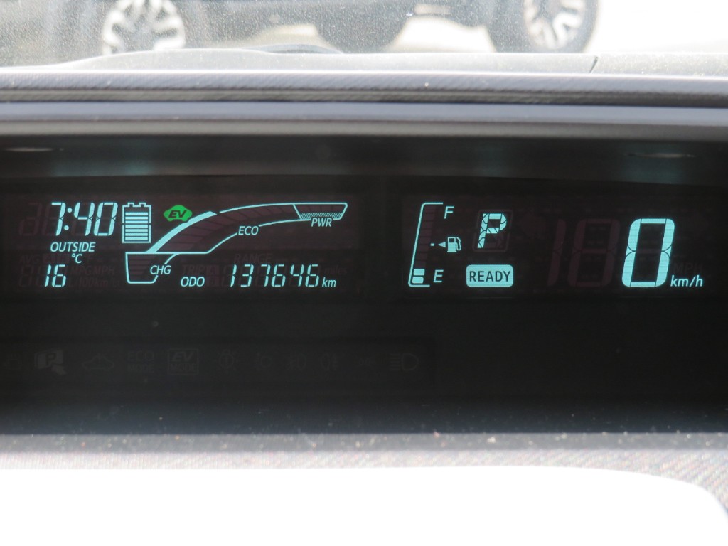 S8109116.jpg