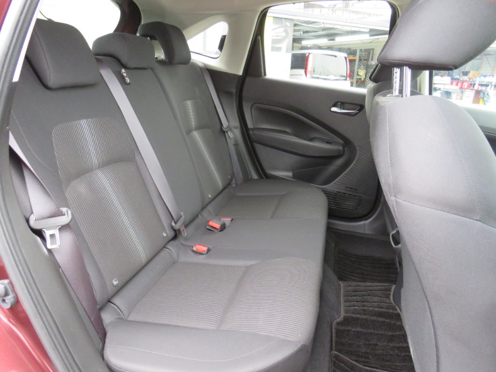S8112510.jpg