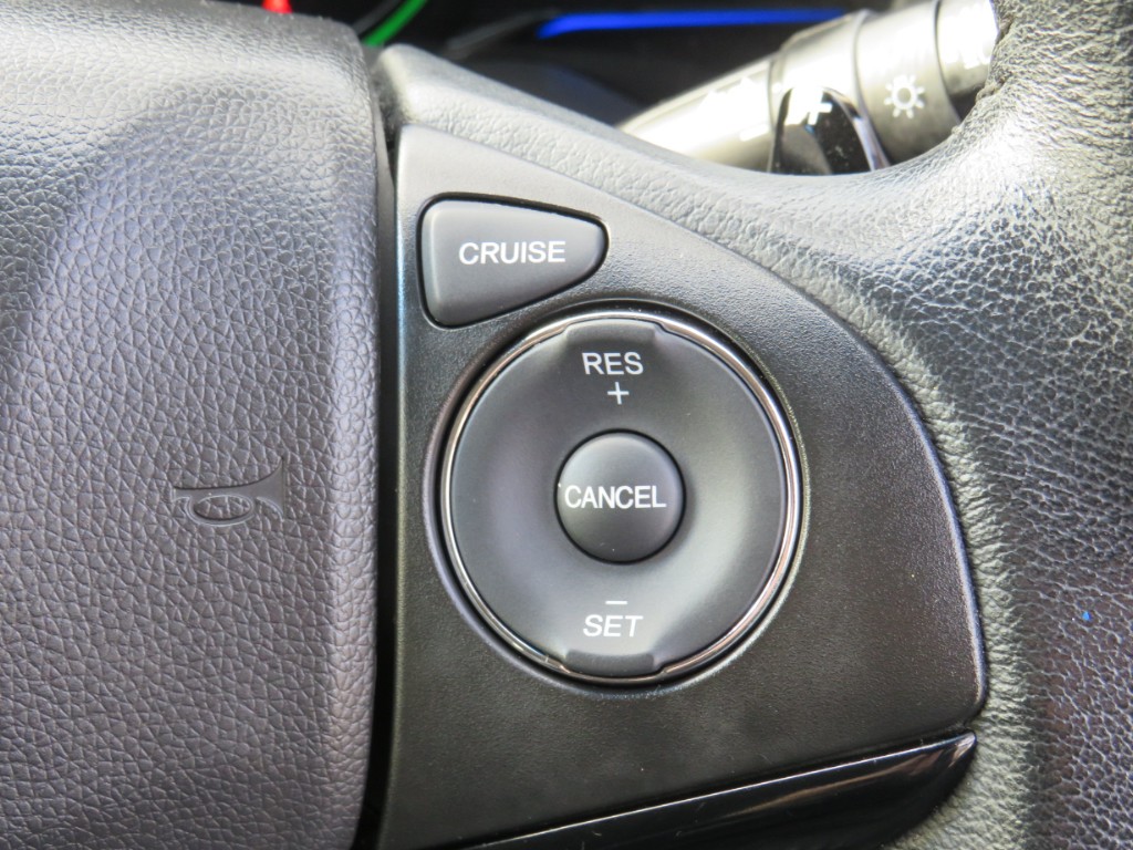 S8113414.jpg