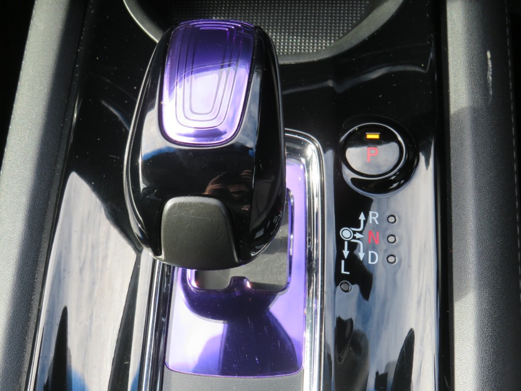 S8113418.jpg