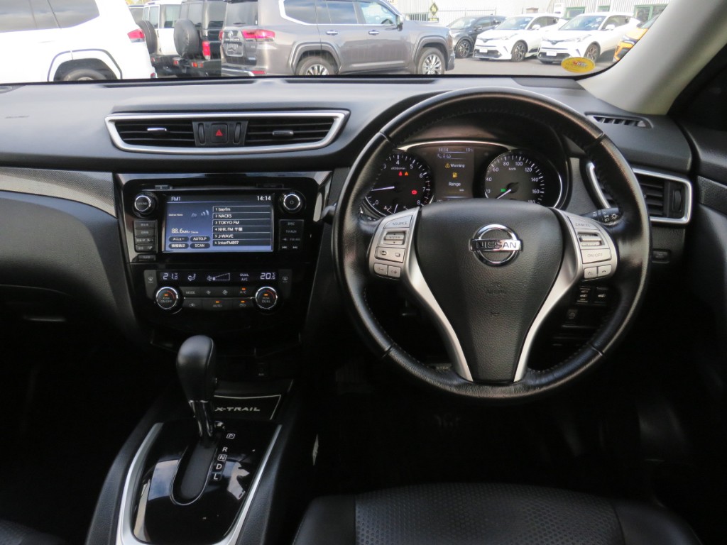 S8116112.jpg