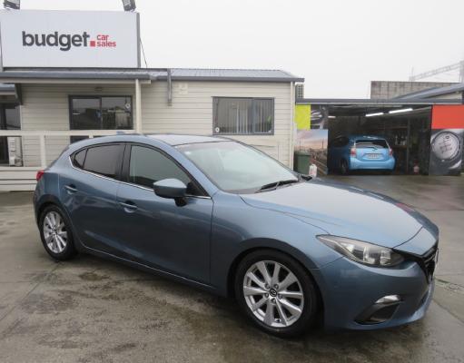 2014 Mazda Axela