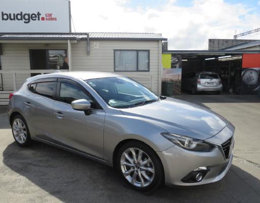 2015 Mazda Axela