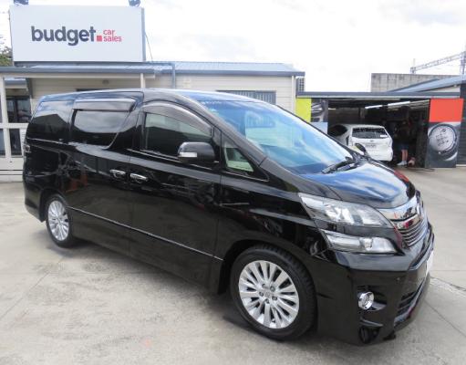2014 Toyota Vellfire