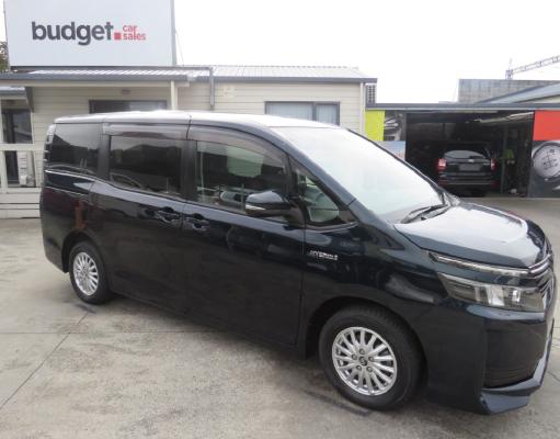 2014 Toyota Voxy