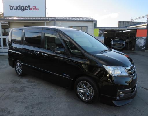 2013 Nissan Serena