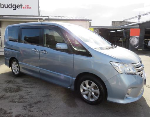 2013 Nissan Serena