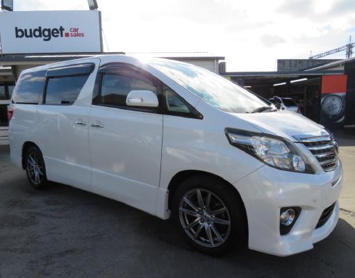 2014 Toyota Alphard