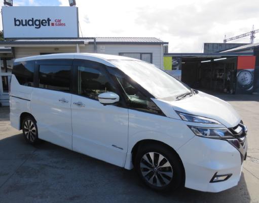 2017 Nissan Serena
